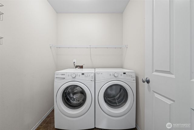 6529 Elizabeth Loop SE, Auburn, WA 98092