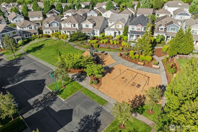 6529 Elizabeth Loop SE, Auburn, WA 98092