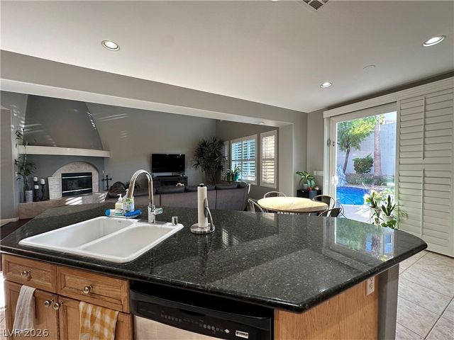 1211 MARTINI Drive, Henderson, NV 89052