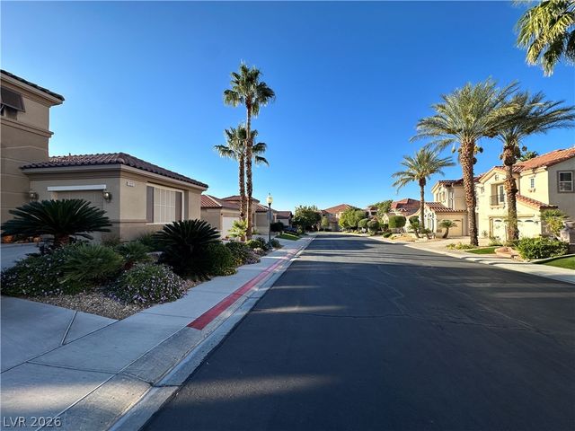 1211 MARTINI Drive, Henderson, NV 89052