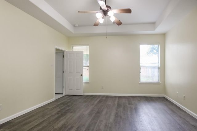 6614 Surrey Meadow Court, Houston, TX 77049