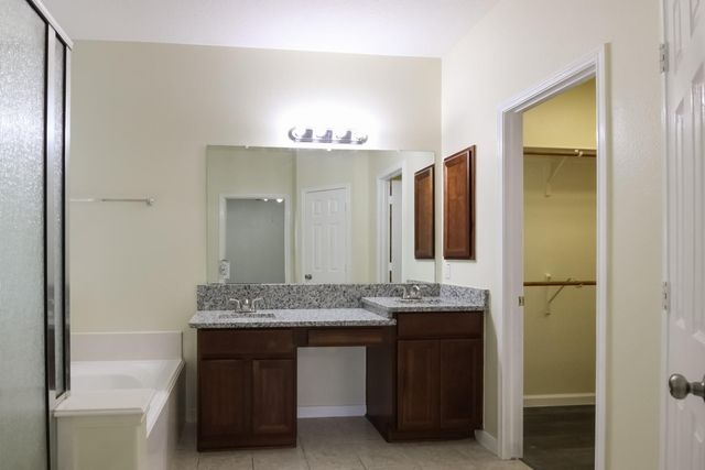 6614 Surrey Meadow Court, Houston, TX 77049