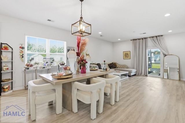143 Nettleton Lane, Richmond Hill, GA 31324