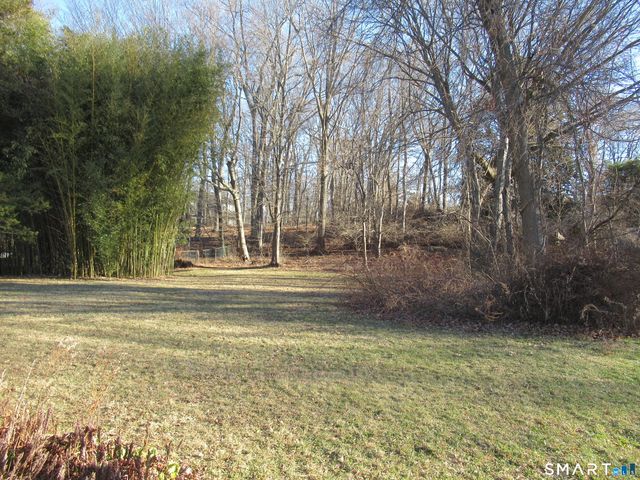 74 Harvester Road, Fairfield, CT 06825