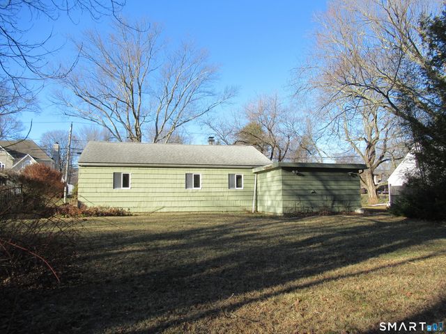 74 Harvester Road, Fairfield, CT 06825