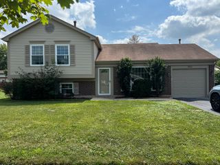 1865 De Forest Lane, Hanover Park, IL 60133