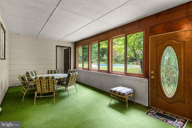 500 REEDS RD, Downingtown, PA 19335