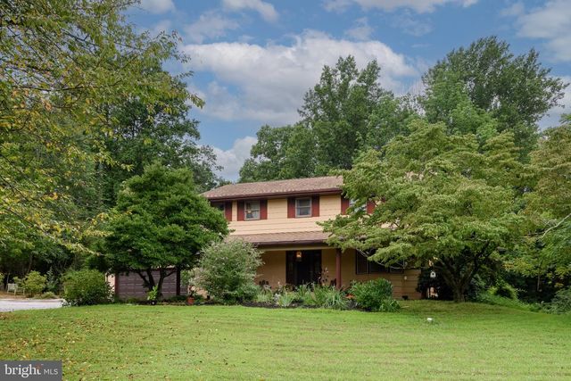 500 REEDS RD, Downingtown, PA 19335