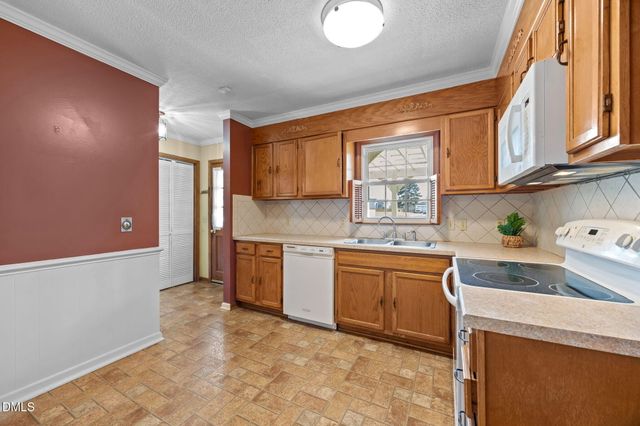 41 Woodcroft Drive, Angier, NC 27501