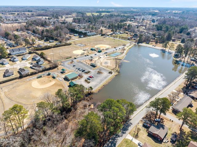 41 Woodcroft Drive, Angier, NC 27501