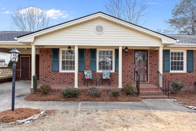 41 Woodcroft Drive, Angier, NC 27501