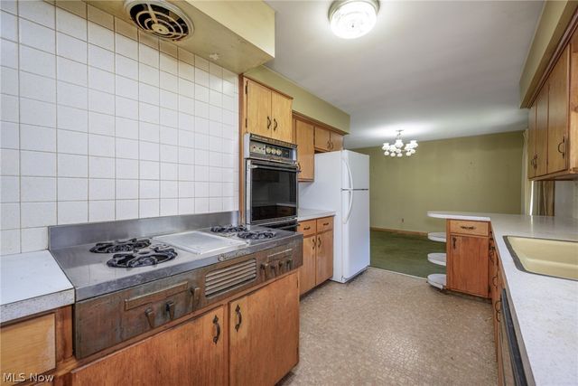 1074 Jessie Avenue, Kent, OH 44240
