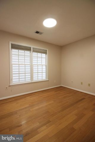 243 WINTER WALK DR, Gaithersburg, MD 20878