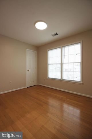 243 WINTER WALK DR, Gaithersburg, MD 20878