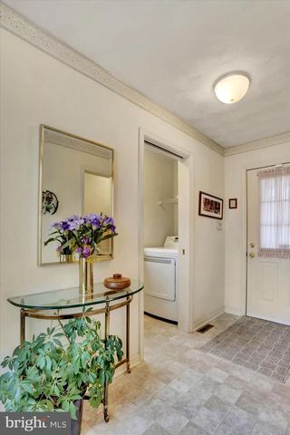 1851 BONNIE BLUE LN, Middletown, PA 17057