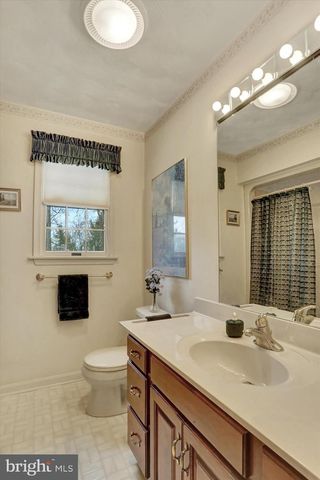 1851 BONNIE BLUE LN, Middletown, PA 17057