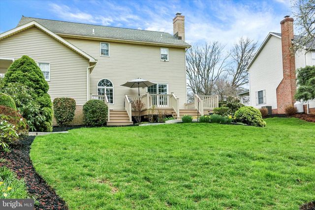1851 BONNIE BLUE LN, Middletown, PA 17057