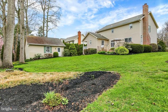 1851 BONNIE BLUE LN, Middletown, PA 17057