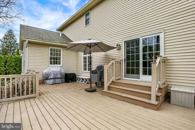 1851 BONNIE BLUE LN, Middletown, PA 17057