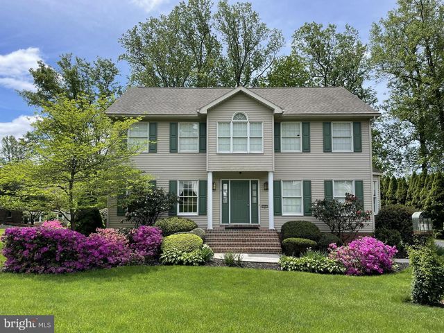 1851 BONNIE BLUE LN, Middletown, PA 17057