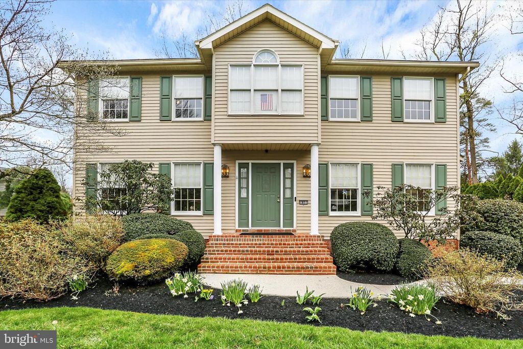 1851 BONNIE BLUE LN, Middletown, PA 17057