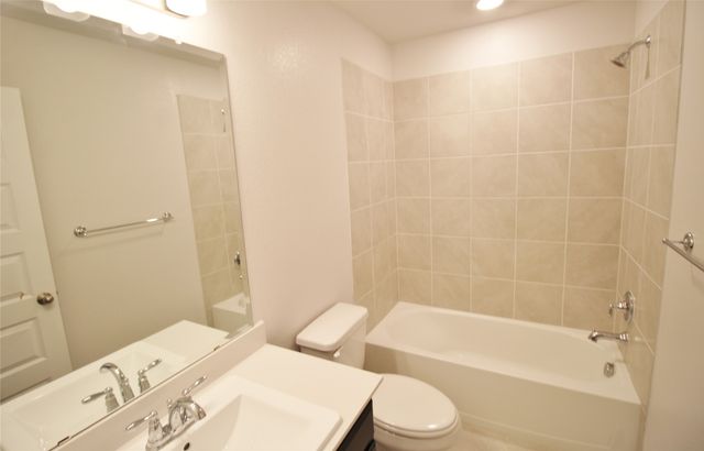 7836 Manilla Drive, Rowlett, TX 75088