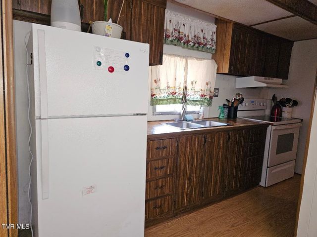 2056 Honey Camp Road, Clintwood, VA 24228
