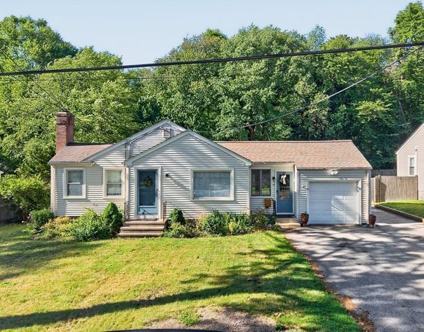 9 Milton Rd, Barrington, RI 02806