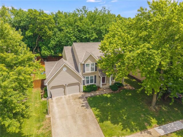 11629 BOND Street, Overland Park, KS 66210