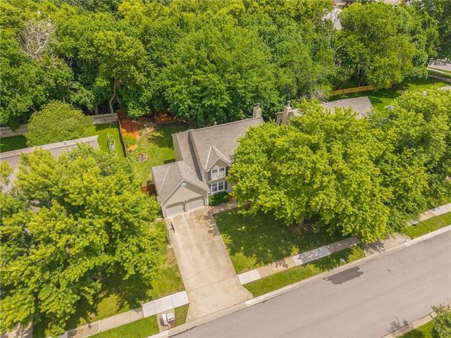 11629 BOND Street, Overland Park, KS 66210
