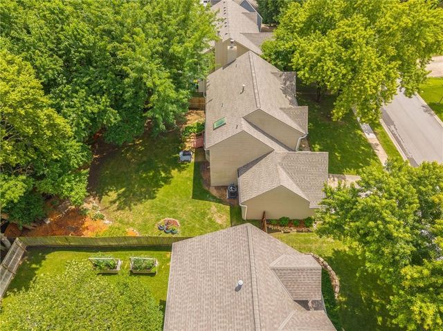 11629 BOND Street, Overland Park, KS 66210