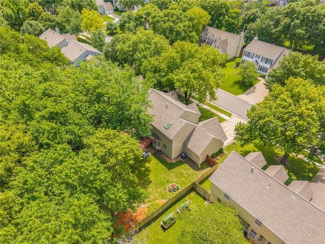 11629 BOND Street, Overland Park, KS 66210