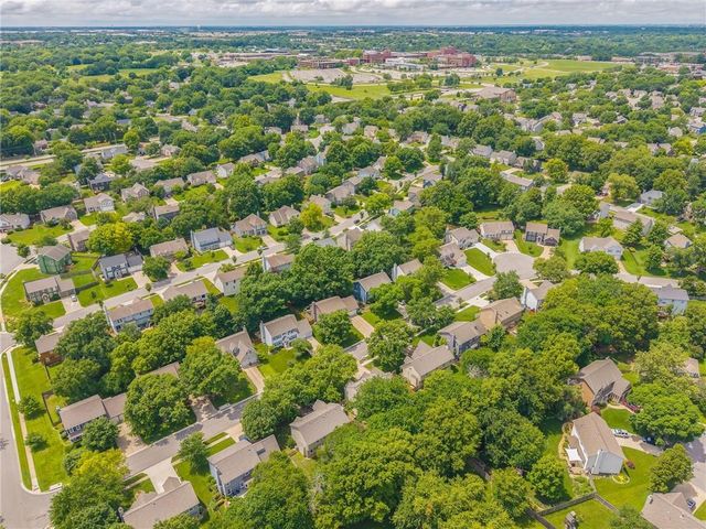 11629 BOND Street, Overland Park, KS 66210