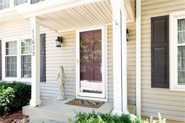 11629 BOND Street, Overland Park, KS 66210