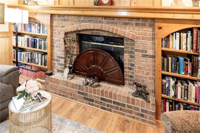 11629 BOND Street, Overland Park, KS 66210