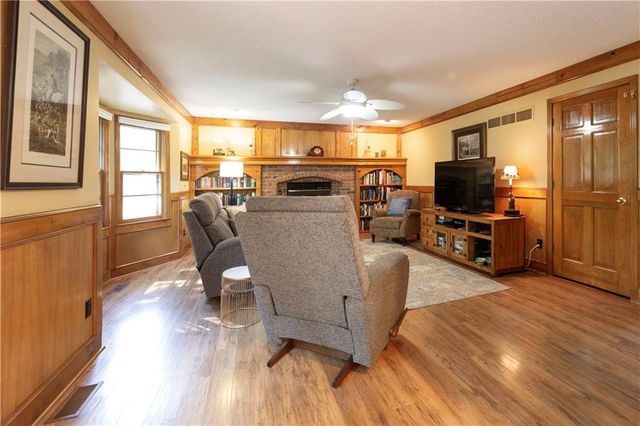 11629 BOND Street, Overland Park, KS 66210