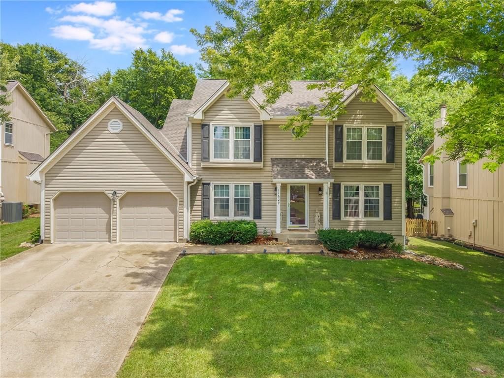 11629 BOND Street, Overland Park, KS 66210