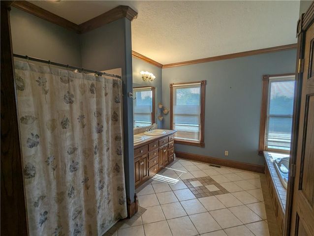 1900 Yates Avenue, Horton, KS 66439