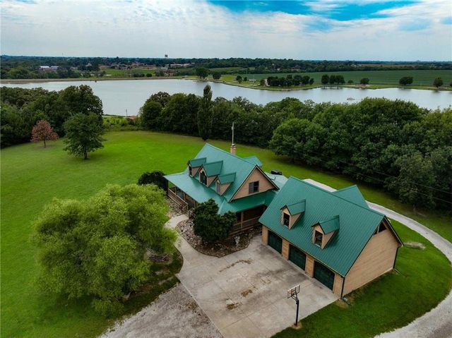 1900 Yates Avenue, Horton, KS 66439