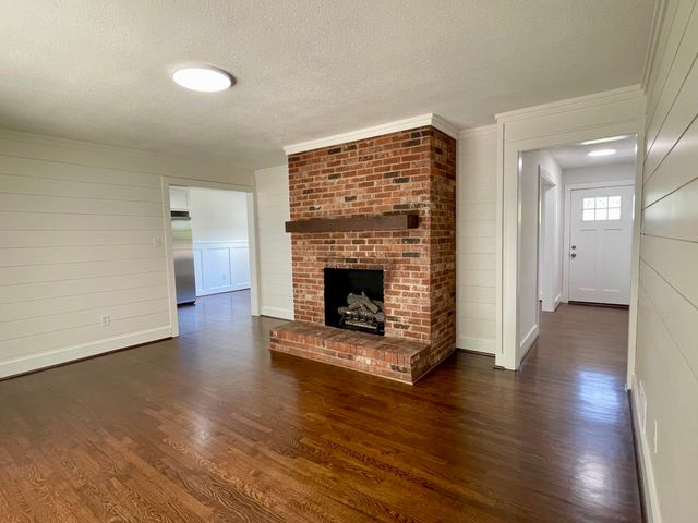 537 Barnwell Road, Spartanburg, SC 29303