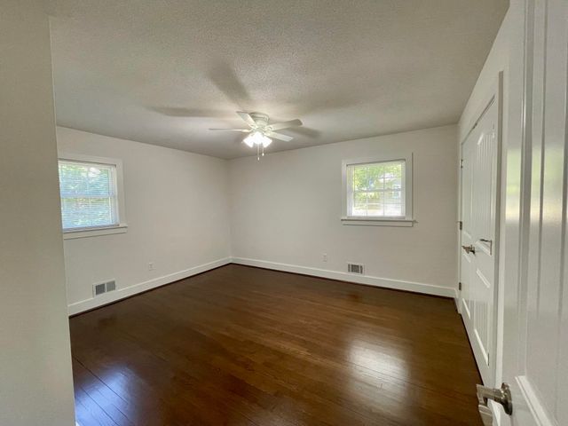 537 Barnwell Road, Spartanburg, SC 29303