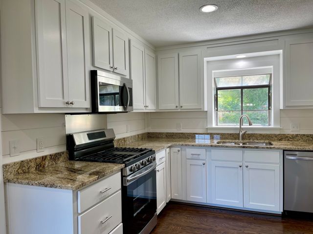 537 Barnwell Road, Spartanburg, SC 29303