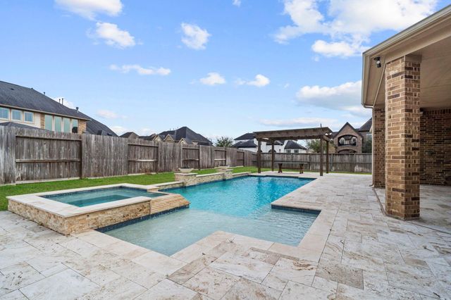 2102 Old Town Drive, Missouri City, TX 77459