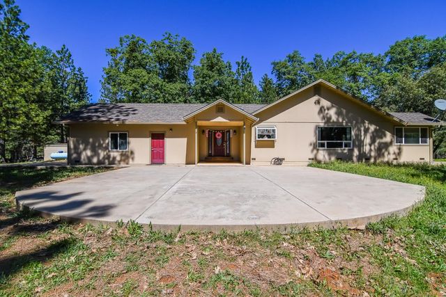 2399 Campo Flores Ln, West Point, CA 95255