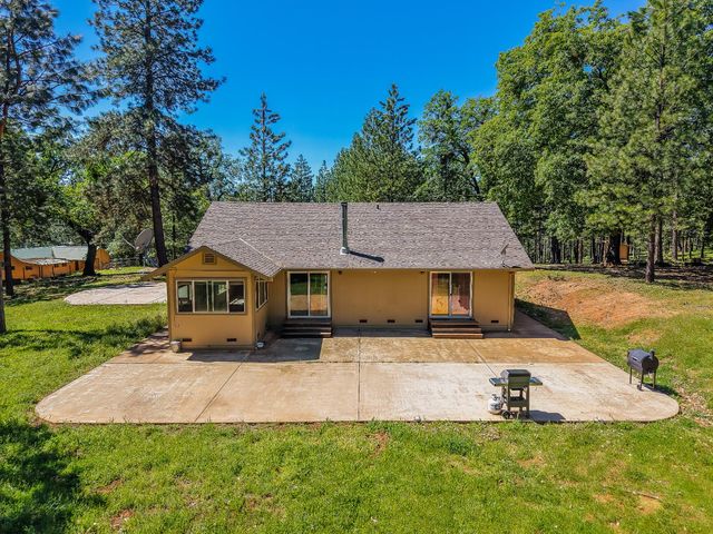 2399 Campo Flores Ln, West Point, CA 95255