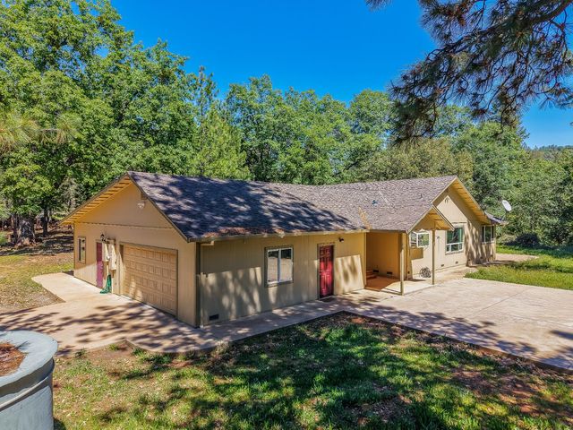 2399 Campo Flores Ln, West Point, CA 95255