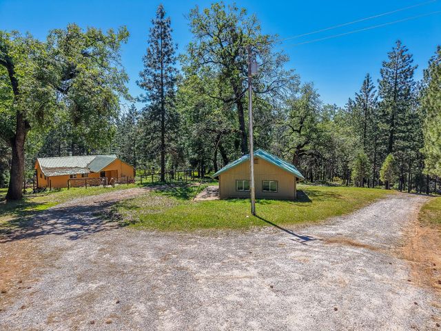 2399 Campo Flores Ln, West Point, CA 95255