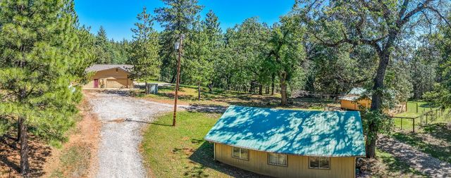 2399 Campo Flores Ln, West Point, CA 95255