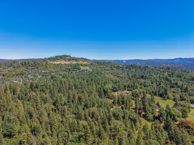 2399 Campo Flores Ln, West Point, CA 95255