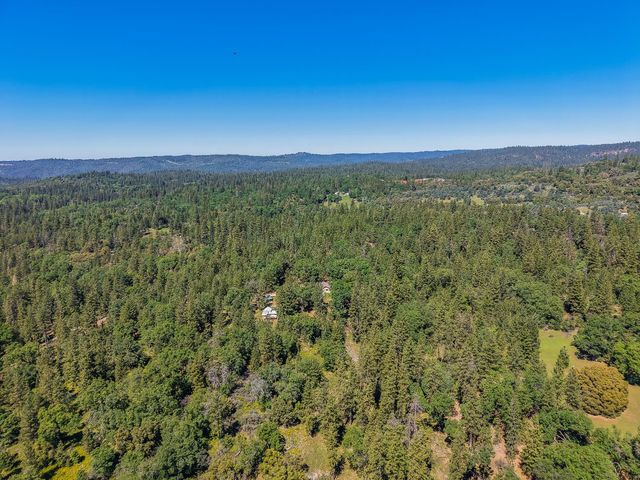 2399 Campo Flores Ln, West Point, CA 95255